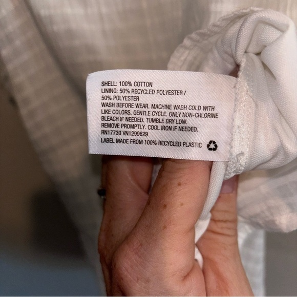 White Spaghetti strap Top Size 10-12 - Picture 3 of 4